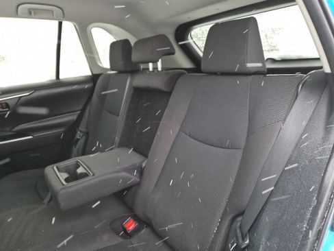 Used 2020 Toyota RAV4 LE image 29