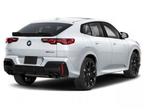New 2026 BMW X2 M35i image 2