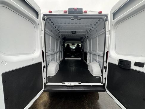 Used 2023 RAM ProMaster 2500 image 23