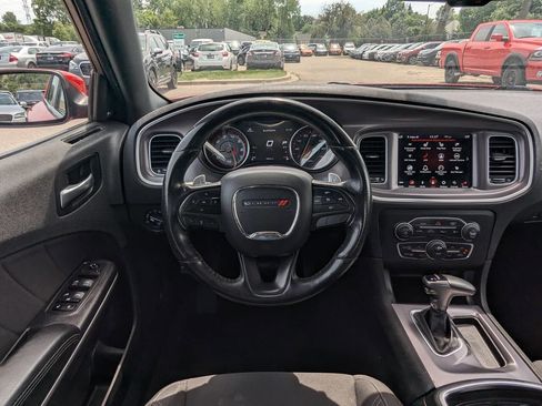 Used 2019 Dodge Charger SXT w/ Cold Weather Package AWD/4WD image 16