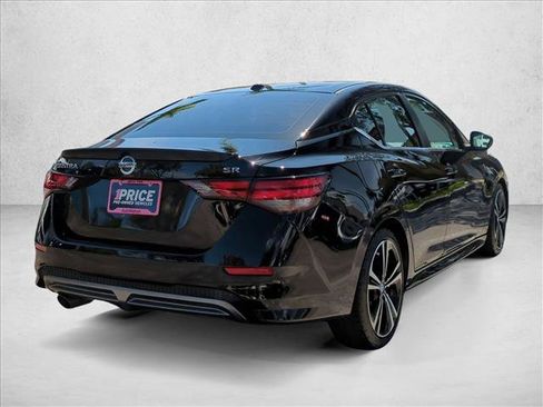 Used 2021 Nissan Sentra SR w/ SR Premium Package image 5