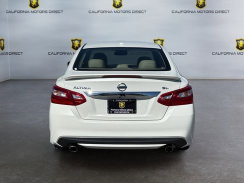 Used 2016 Nissan Altima 2.5 SL w/ 2.5 Technology w/LED Package FWD image 4