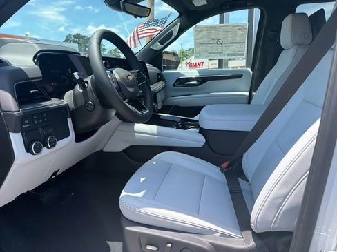 New 2026 Chevrolet Tahoe Premier RWD image 9