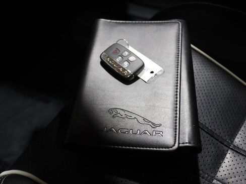 Used 2014 Jaguar XJ L Portfolio image 65