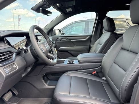 New 2026 GMC Acadia Elevation w/ Black Edition FWD image 12