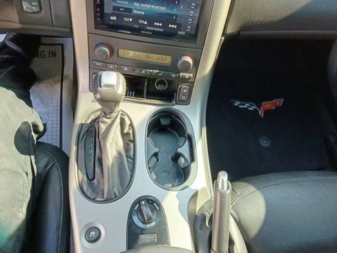 Used 2005 Chevrolet Corvette Coupe w/ Preferred Equipment Group RWD image 3