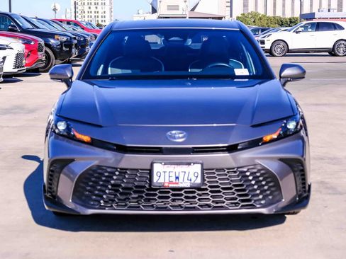 Certified 2025 Toyota Camry SE w/ Convenience Package FWD image 2