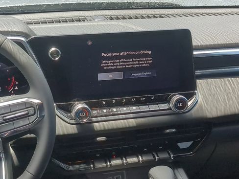 New 2025 GMC Canyon Elevation w/ Convenience Package image 25