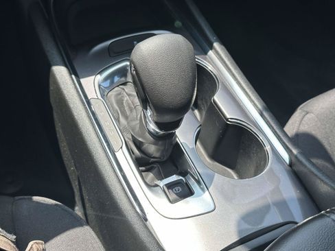 Certified 2022 Chevrolet Malibu LT FWD image 27