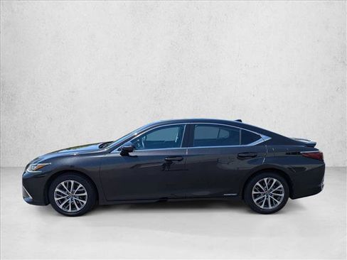 Used 2022 Lexus ES 300h w/ Accessory Package 2 FWD image 9