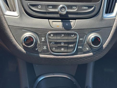 Used 2024 Chevrolet Malibu LT image 22