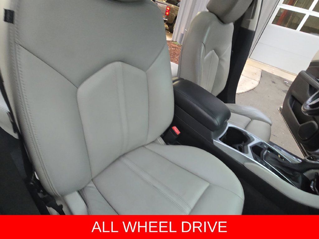 Used 2014 Cadillac SRX Luxury w/ Driver Awareness Package AWD/4WD image 10