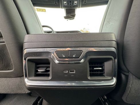 Used 2024 GMC Sierra 1500 Denali Ultimate image 37