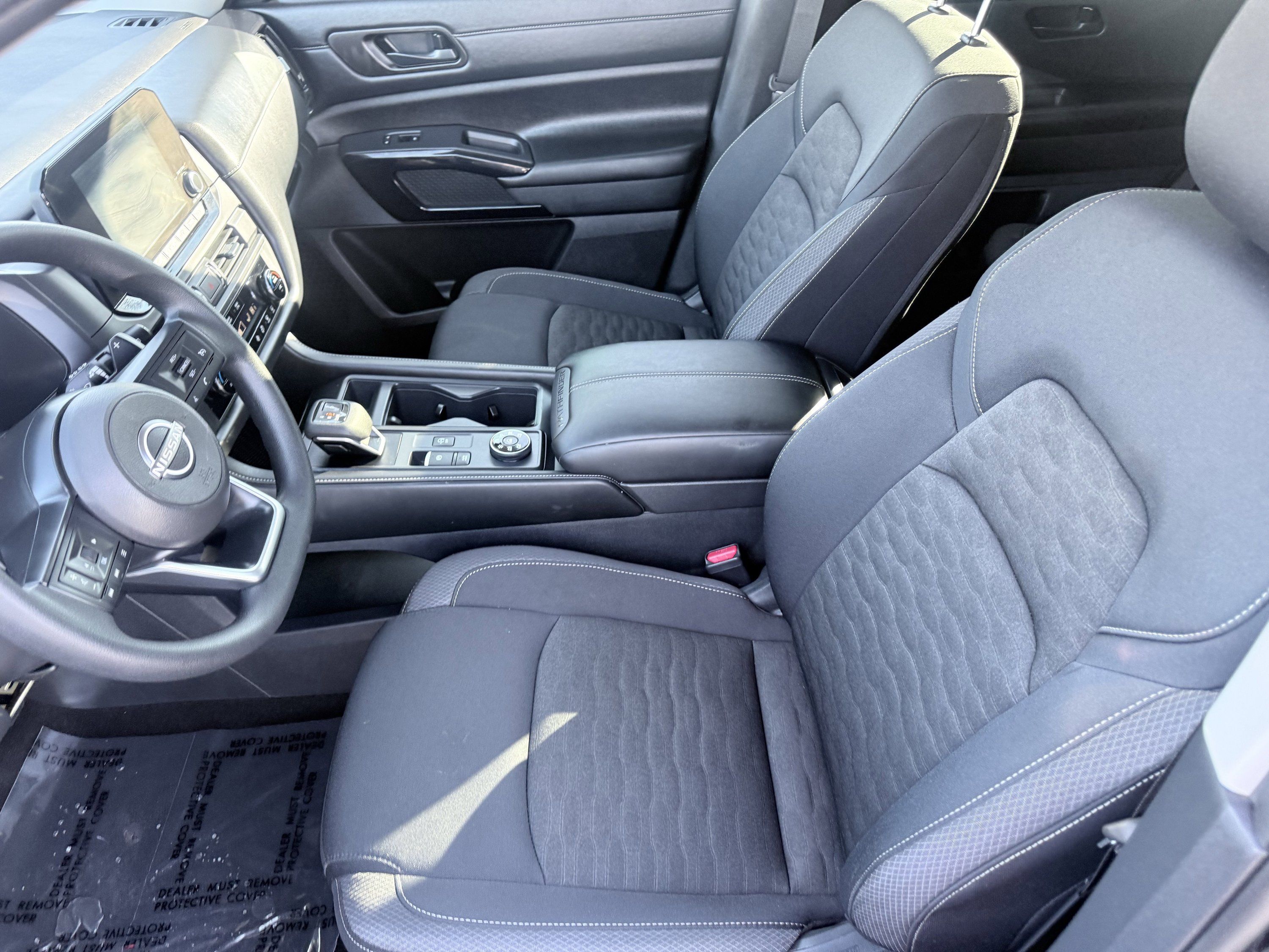 Used 2025 Nissan Pathfinder S AWD/4WD image 21