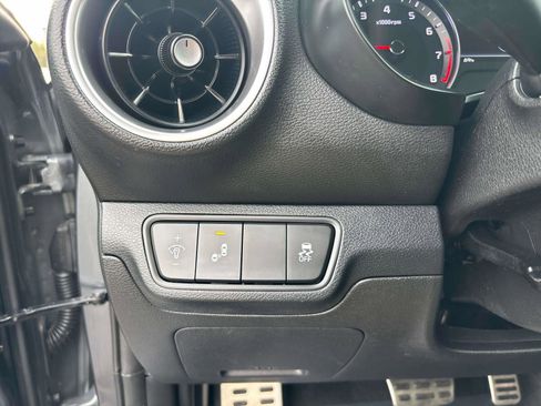 Used 2023 Kia Forte GT-Line image 18