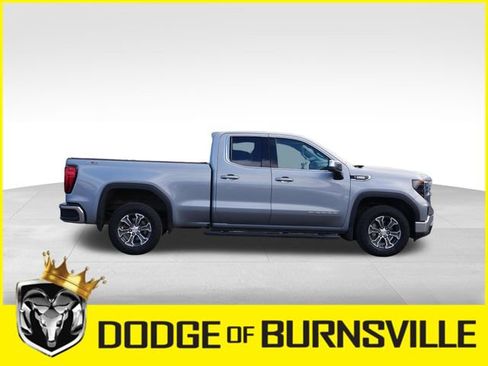 Used 2023 GMC Sierra 1500 SLE image 11