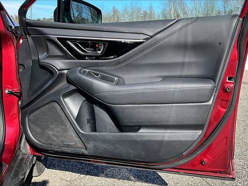 Used 2022 Subaru Outback Limited image 22