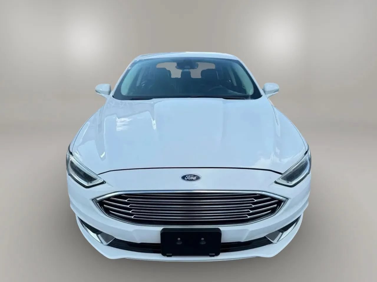 Used 2019 Ford Fusion SE FWD image 3