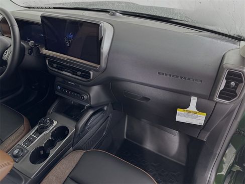 New 2025 Ford Bronco Sport Outer Banks w/ Sasquatch Outer Banks Package image 30