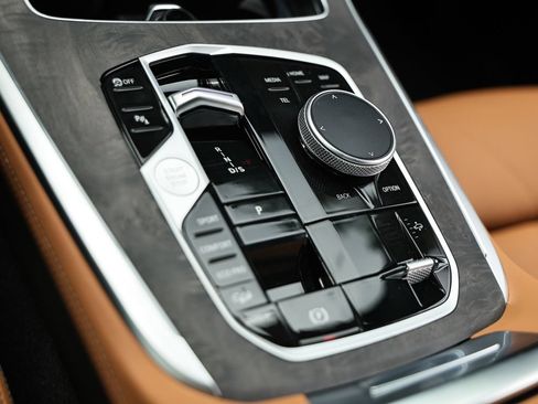 New 2027 BMW X7 xDrive40i w/ M Sport Package AWD/4WD image 40
