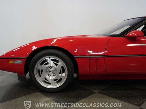 Used 1990 Chevrolet Corvette ZR-1 RWD image 25