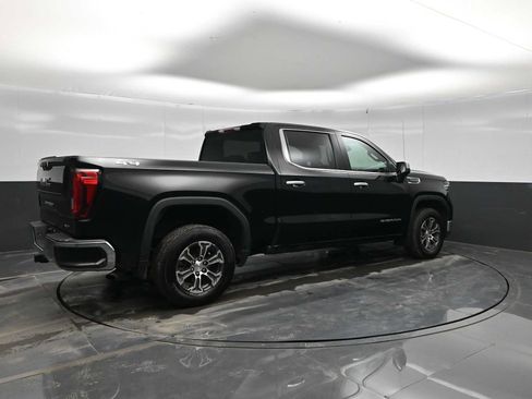 Used 2025 GMC Sierra 1500 SLT AWD/4WD image 8