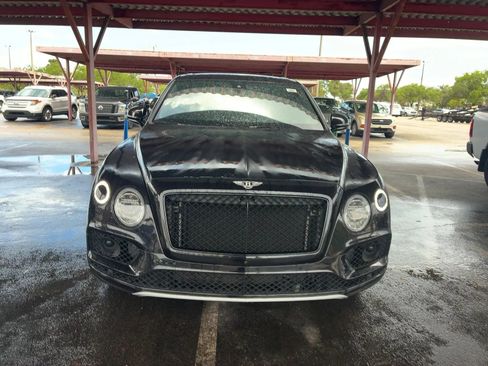 Used 2019 Bentley Bentayga image 6