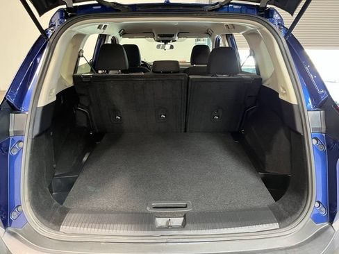 Used 2023 Nissan Rogue SV FWD image 16