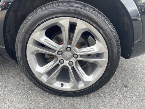 Used 2018 Audi Q3 2.0T Premium image 12