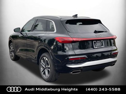 Used 2025 Audi Q5 Premium Plus w/ Premium Plus image 8