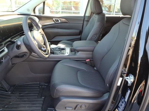 New 2026 Kia Carnival SX w/ SX Dark Edition Package FWD image 14