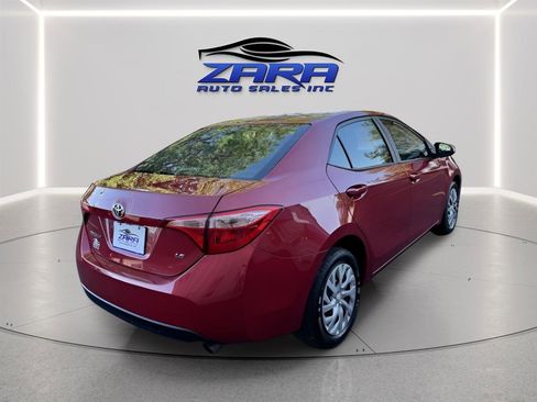 Used 2018 Toyota Corolla LE FWD image 6