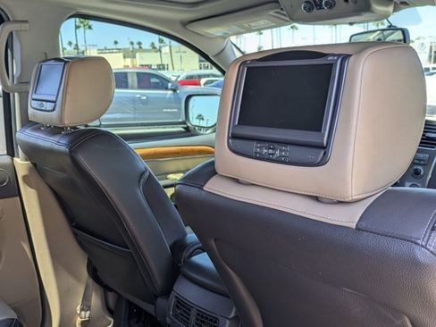 Used 2013 Nissan Armada Platinum w/ Platinum Reserve Pkg AWD/4WD image 24