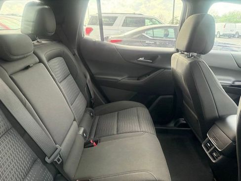 Used 2025 Chevrolet Equinox LT image 7