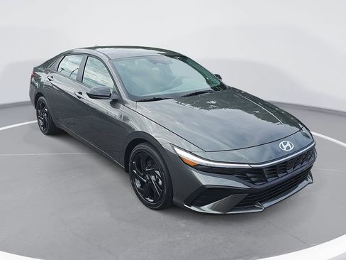 New 2026 Hyundai Elantra Sport FWD image 3