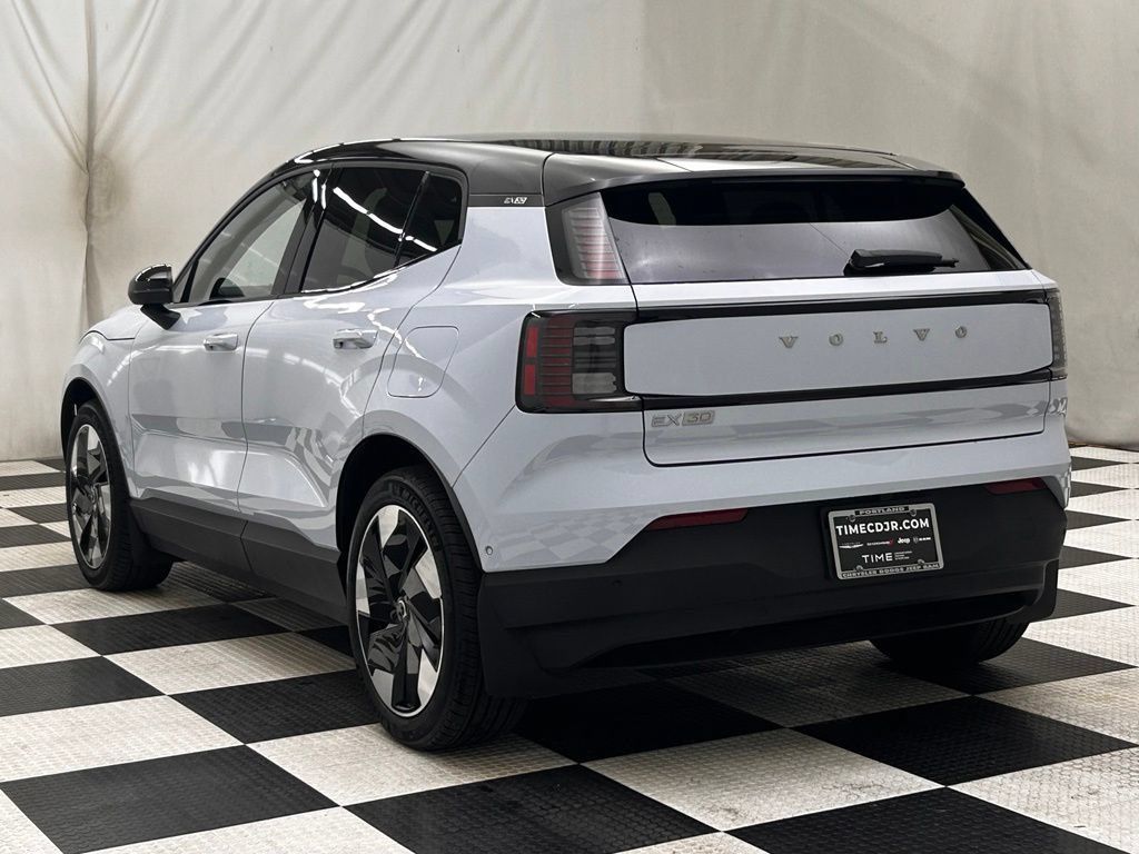 Used 2025 Volvo EX30 Ultra AWD/4WD image 5