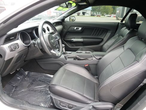 Used 2023 Ford Mustang GT Premium w/ Ford Safe & Smart Package image 16