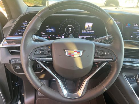 Used 2023 Cadillac Escalade Sport w/ Touring Package image 18