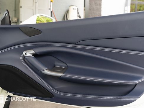 Used 2022 Ferrari F8 Tributo image 33