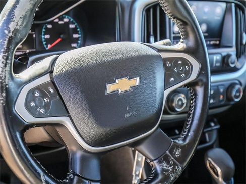 Used 2022 Chevrolet Colorado LT w/ Fleet Safety Package image 17