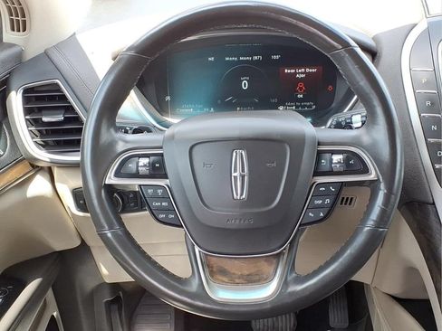 Used 2020 Lincoln Nautilus Reserve w/ Cargo Utility Package AWD/4WD image 19