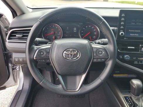 Used 2021 Toyota Camry XSE FWD image 18