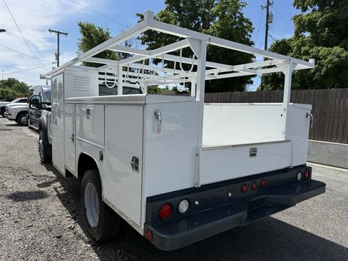 Used 2023 Ford F450 XL w/ XL Chrome Package RWD image 38