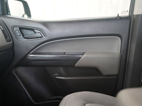 Used 2019 Chevrolet Colorado W/T w/ WT Convenience Package RWD image 33