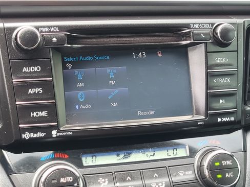 Used 2016 Toyota RAV4 SE AWD/4WD image 14