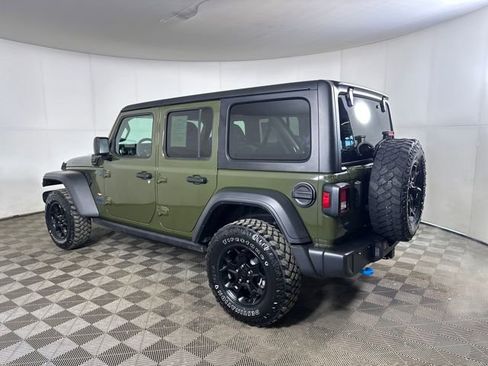 Used 2023 Jeep Wrangler Unlimited image 5