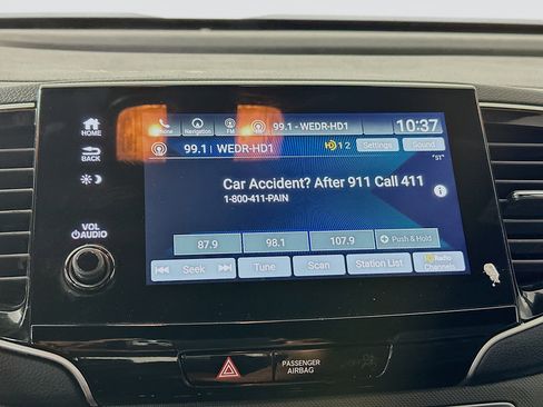 Used 2022 Honda Pilot TrailSport image 24