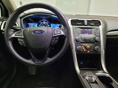 Used 2018 Ford Fusion S image 22