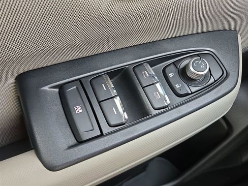 Used 2025 Subaru Forester Premium w/ Convenience Package #1 image 33