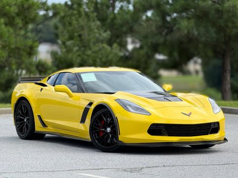 Used 2018 Chevrolet Corvette Z06 RWD image 13
